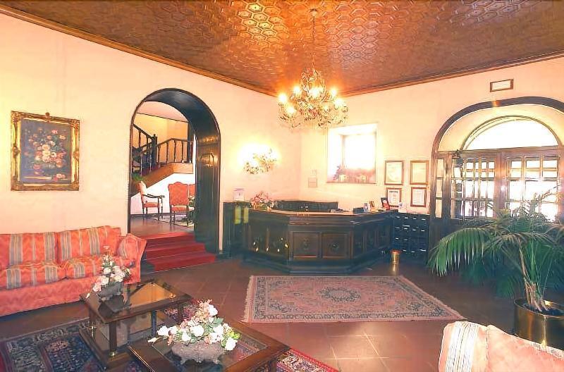 Hotel&Ristorante Miramonti Palazzo Storico Rieti Dış mekan fotoğraf