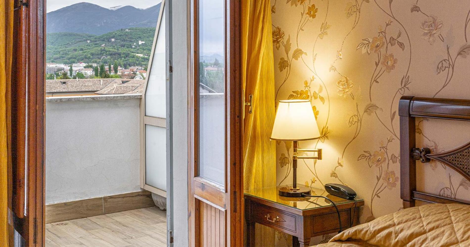 Hotel&Ristorante Miramonti Palazzo Storico Rieti Dış mekan fotoğraf